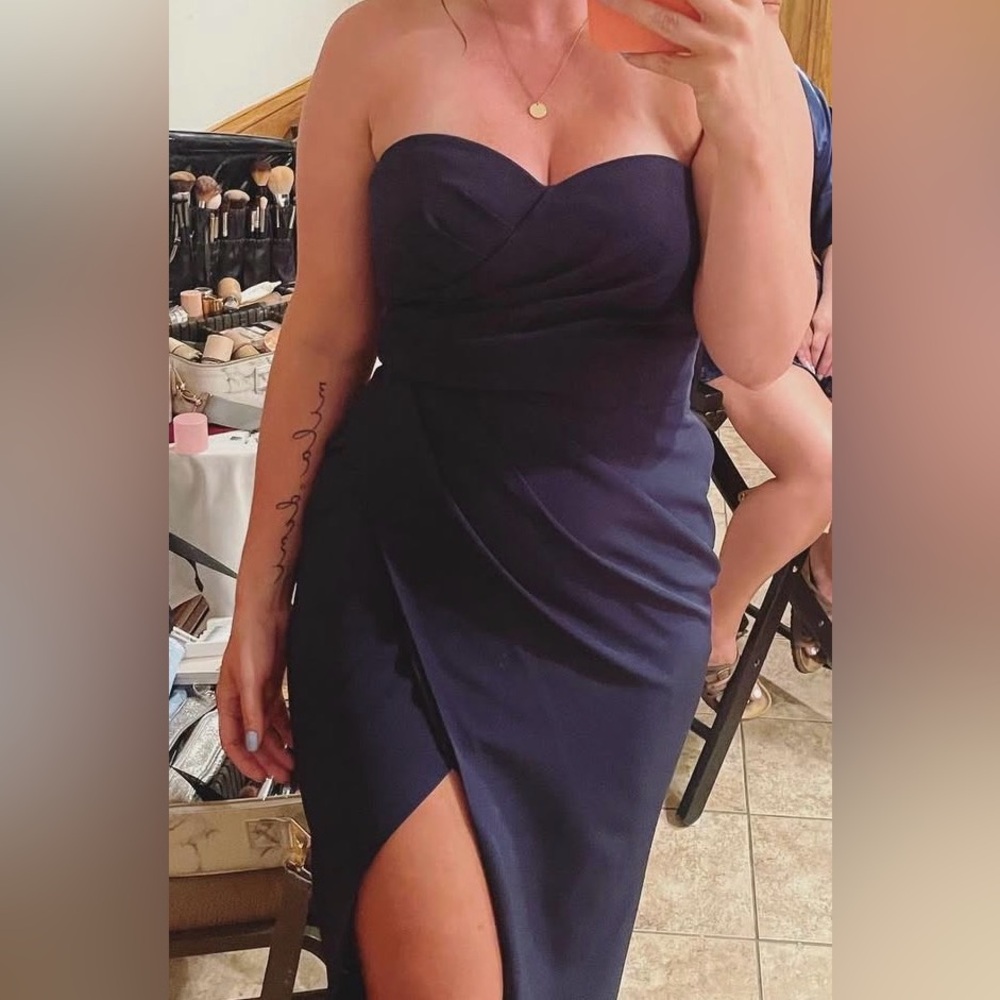 Elegant Marine Off-Shoulder Dress